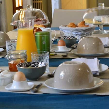 La Maison De Triboulet Chambres Et Table D'Hotes -Amboise- Pocé-sur-Cisse Eksteriør billede