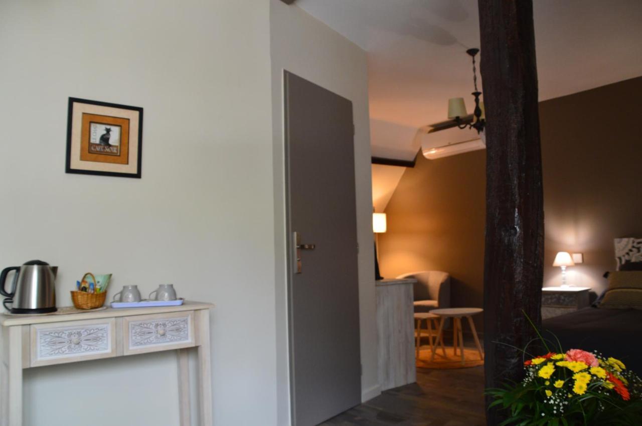 La Maison De Triboulet Chambres Et Table D'Hotes -Amboise- Pocé-sur-Cisse Eksteriør billede